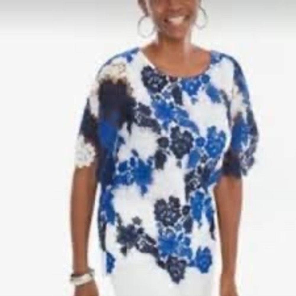 Chicos Lace Floral Top Blue White Navy 3/4‎ Sleeve Round Neck Cropped